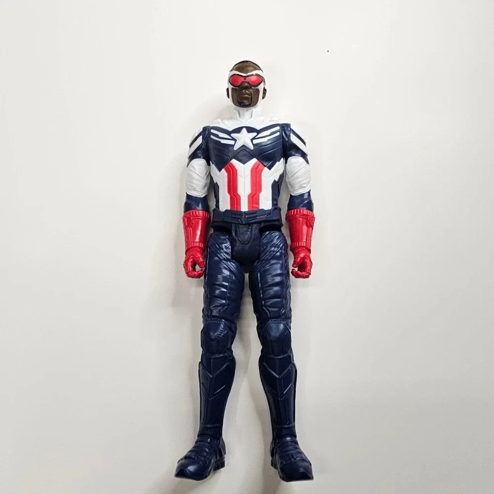 Hasbro Falcon Action Figure Kids 12in Blue Marvel Titan Hero F2075